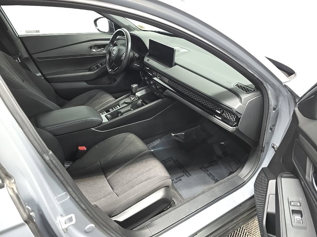 Used 2023 Honda Accord Sport image 16
