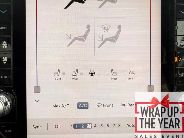 Used 2025 RAM 3500 Longhorn image 31