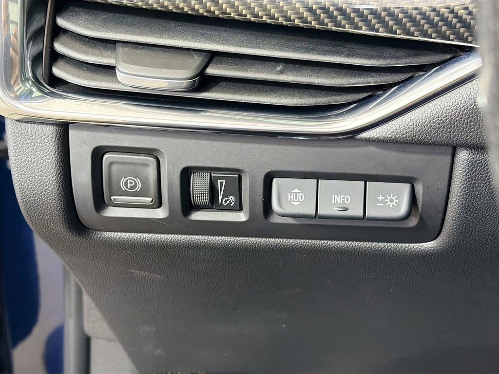 Used 2019 Cadillac XT4 Sport AWD/4WD image 12