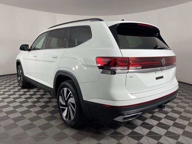 Used 2025 Volkswagen Atlas SE image 7