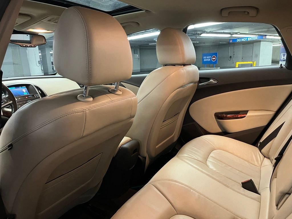 Used 2013 Buick Verano Leather FWD image 23