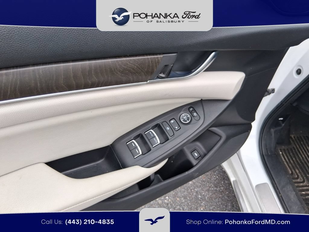Used 2018 Honda Accord EX image 8