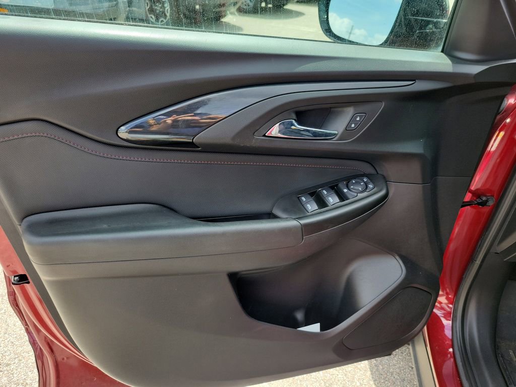 Used 2022 Chevrolet TrailBlazer RS image 15