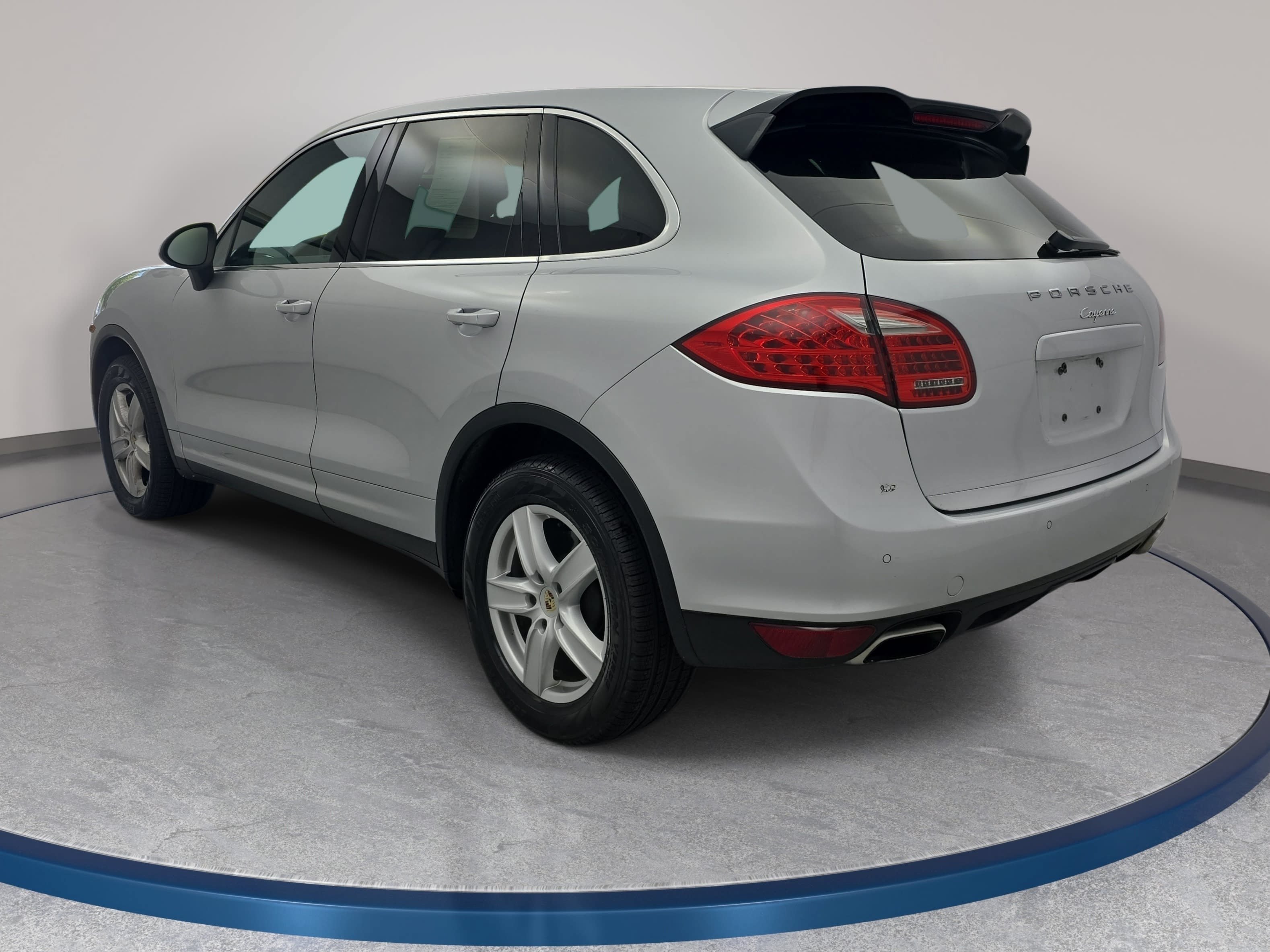 Used 2012 Porsche Cayenne AWD/4WD image 7