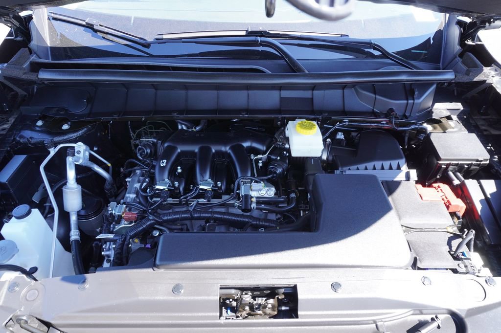 New 2025 Nissan Pathfinder SV image 7