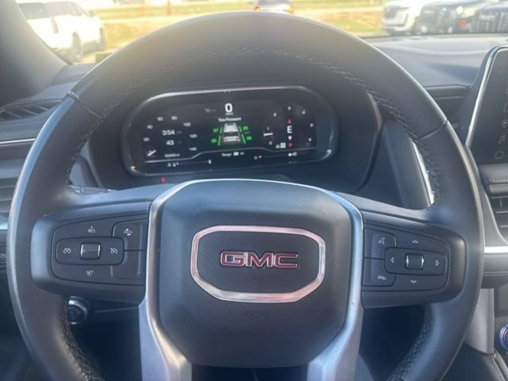 Used 2024 GMC Yukon SLE AWD/4WD image 20
