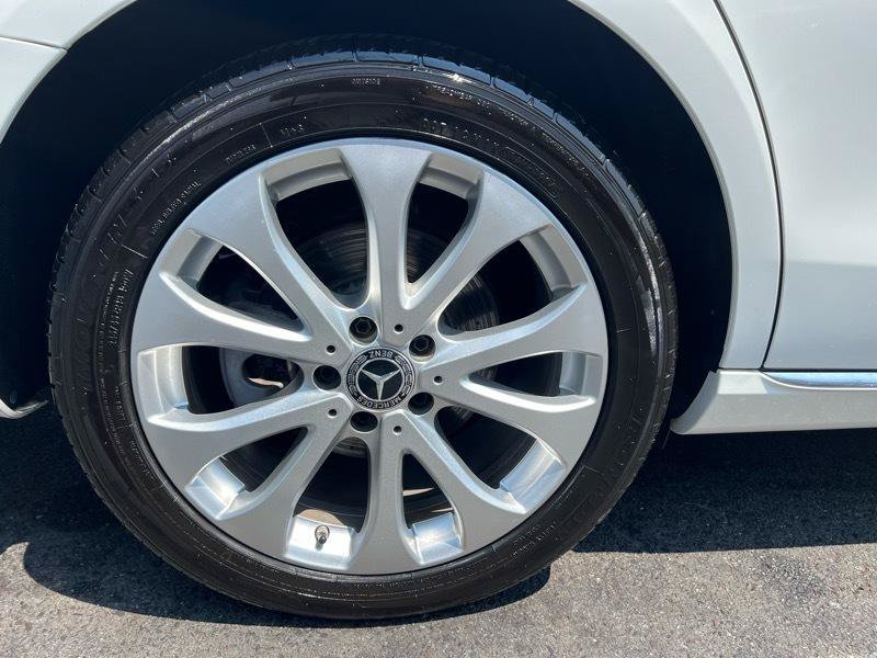 Used 2018 Mercedes-Benz E 300 4MATIC w/ Premium 2 Package (Q02) image 29