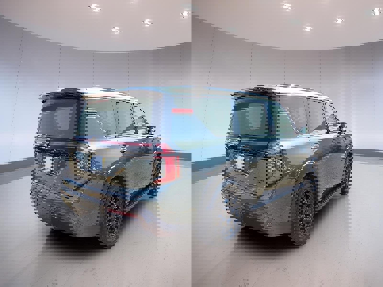 Used 2026 Nissan Armada PRO-4X image 4