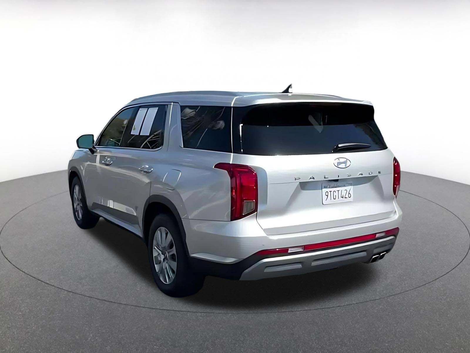 Used 2025 Hyundai Palisade SEL FWD image 10