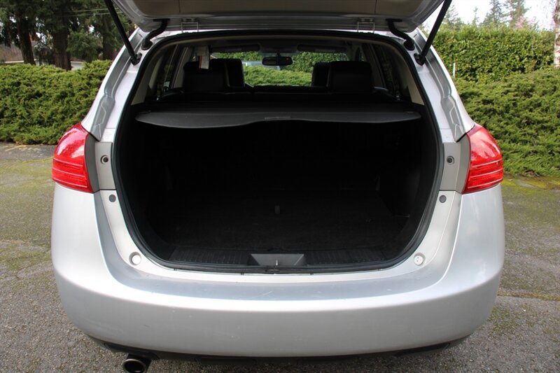Used 2009 Nissan Rogue SL w/ Premium Pkg image 16