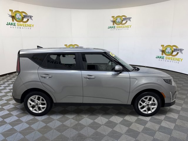 Certified 2023 Kia Soul S image 11