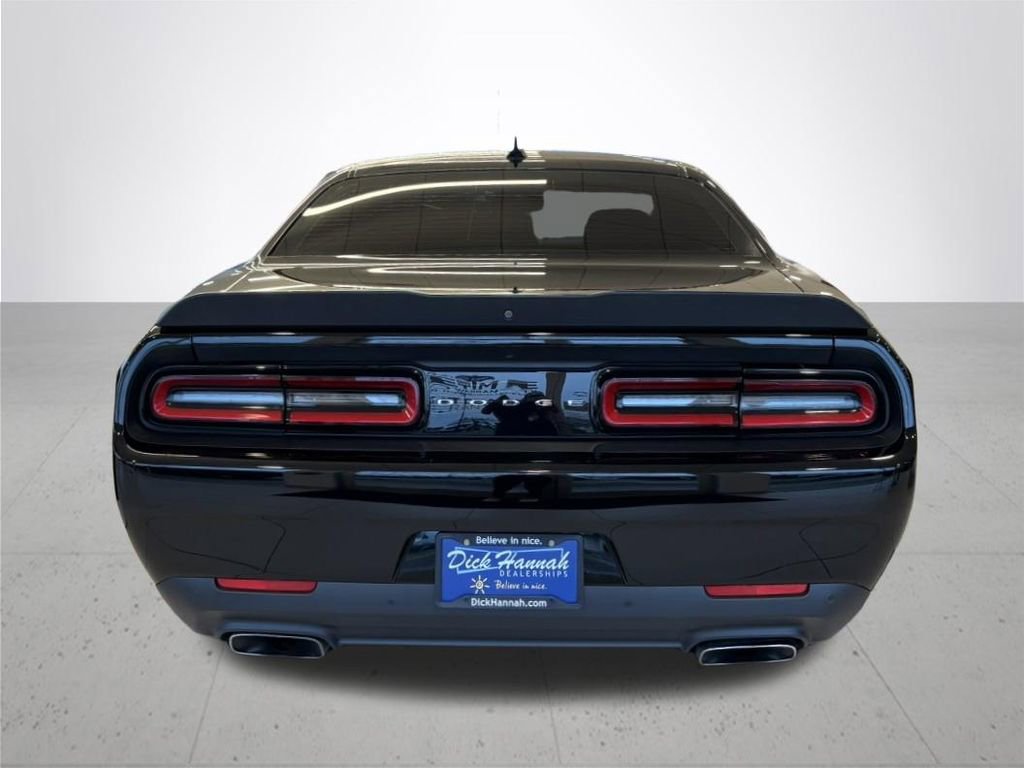 Used 2018 Dodge Challenger R/T Scat Pack w/ Driver Convenience Group image 8