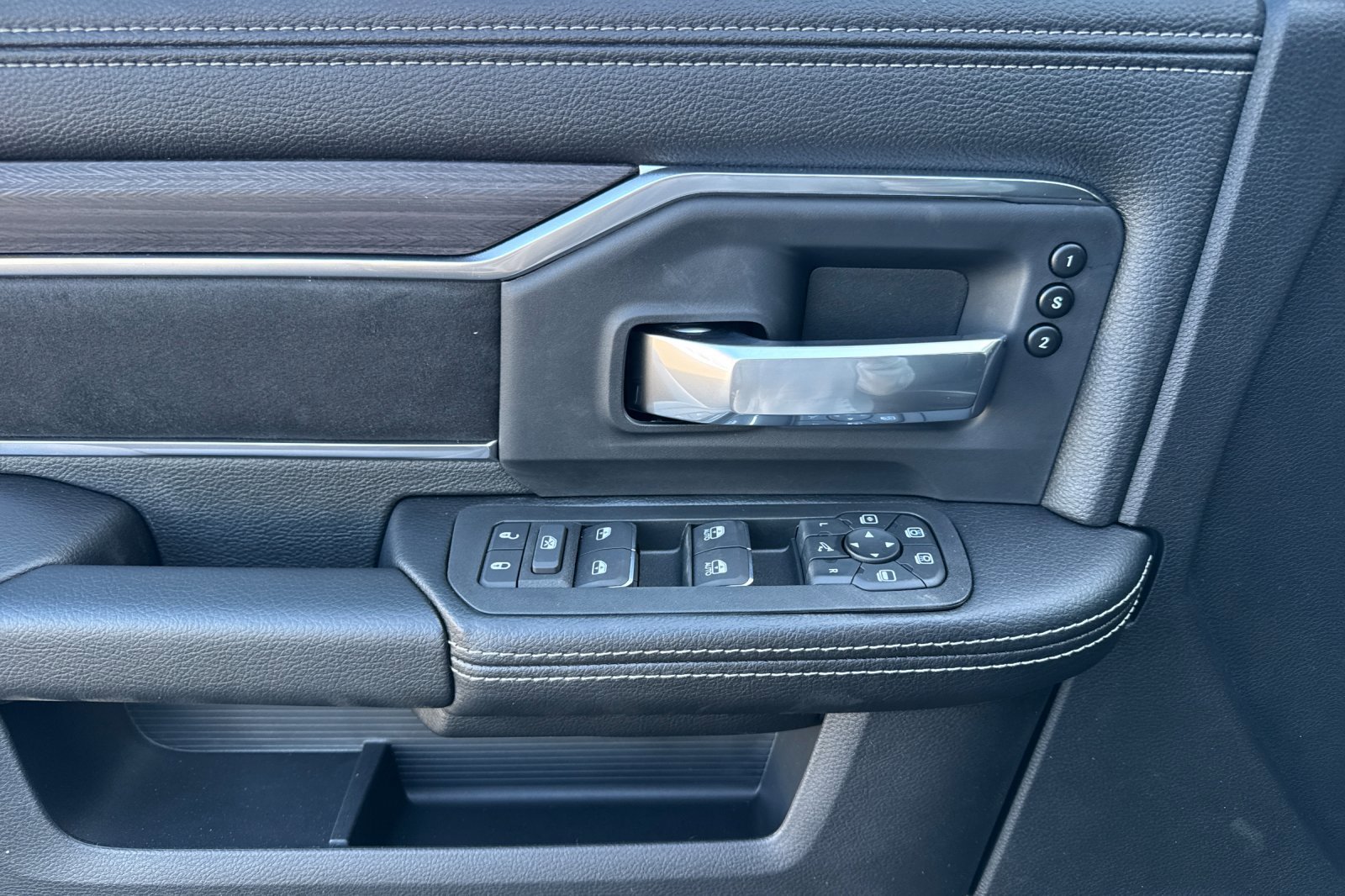 New 2026 RAM 3500 Laramie image 10