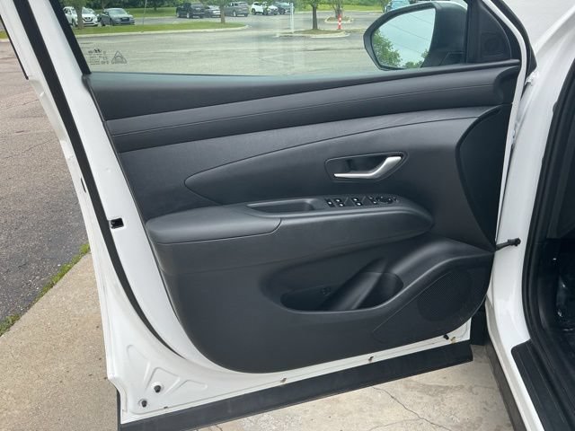 Certified 2025 Hyundai Tucson SEL AWD/4WD image 17