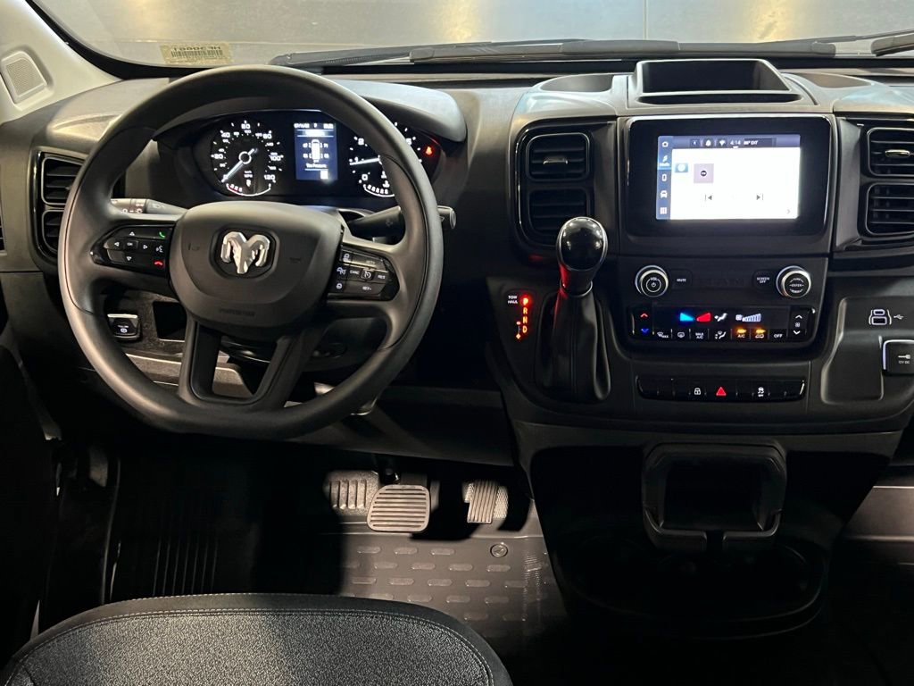 Used 2025 RAM ProMaster 2500 w/ Convenience Group image 13