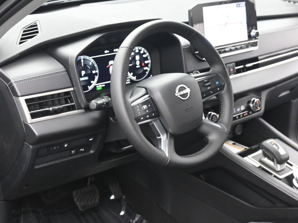 New 2026 Nissan Rogue SL image 8