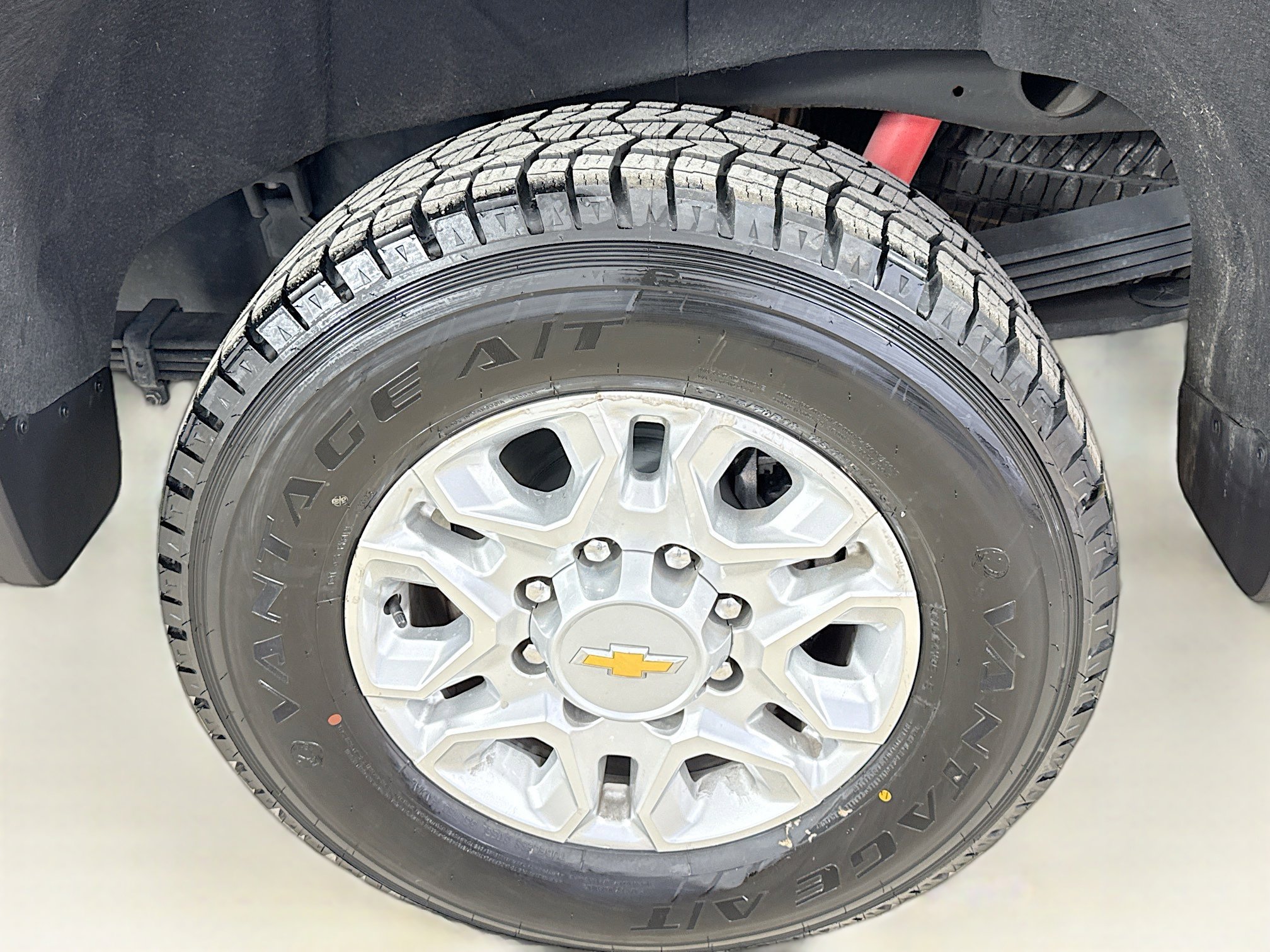 Used 2024 Chevrolet Silverado 2500 LTZ w/ LTZ Premium Package image 31