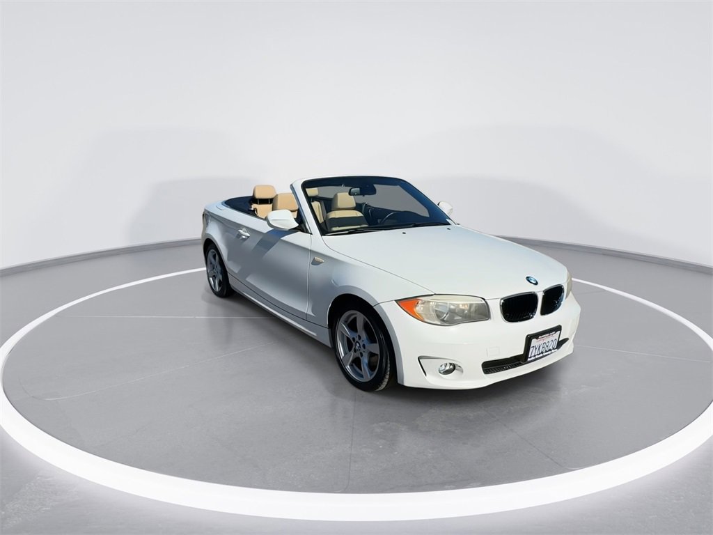 Used 2012 BMW 128i Convertible image 2
