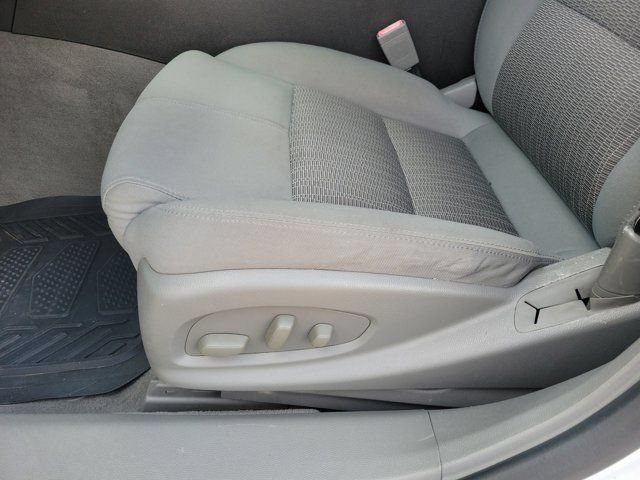 Used 2017 Chevrolet Impala LS FWD image 5