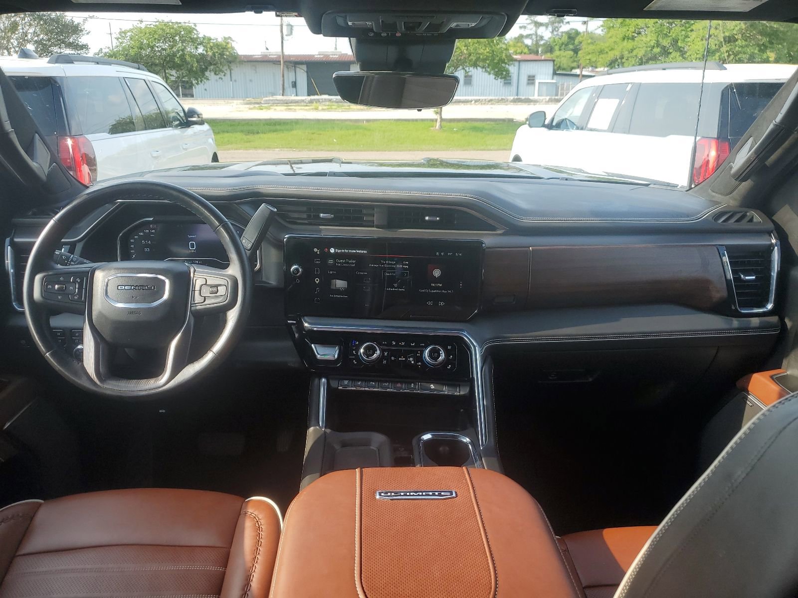Used 2025 GMC Sierra 2500 Denali Ultimate w/ Max Trailering Package AWD/4WD image 9