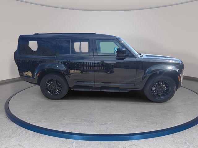 New 2026 Land Rover Defender 130 X-Dynamic SE image 4