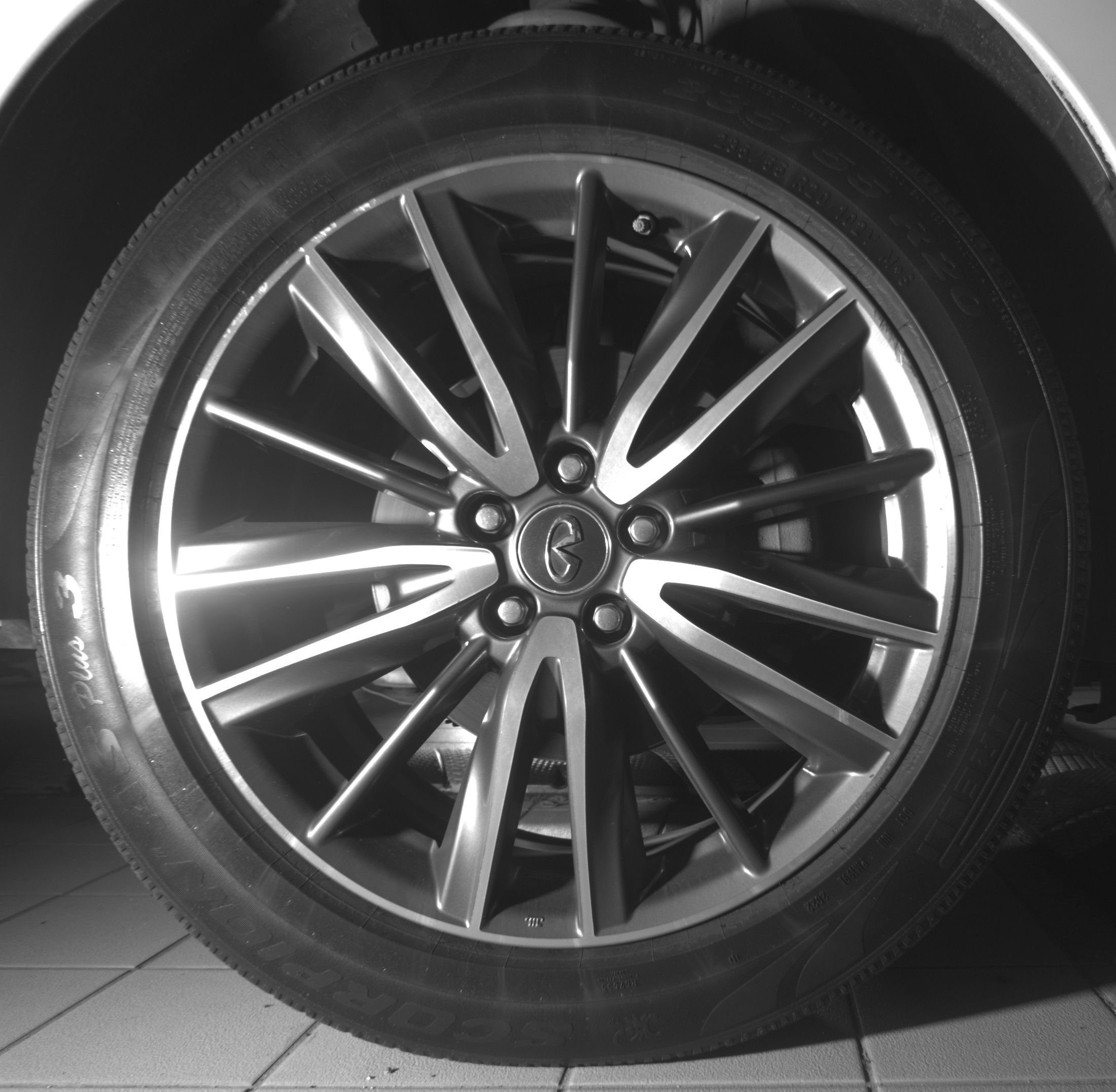 Used 2018 INFINITI QX60 Luxe w/ Deluxe Technology Package AWD/4WD image 29