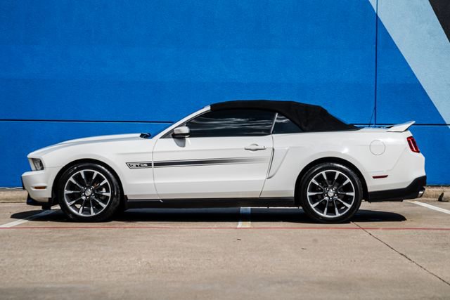 Used 2012 Ford Mustang GT Premium w/ Electronics Pkg RWD image 31