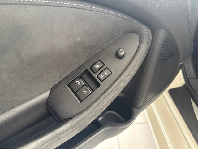 Used 2016 Nissan 370Z Touring RWD image 10