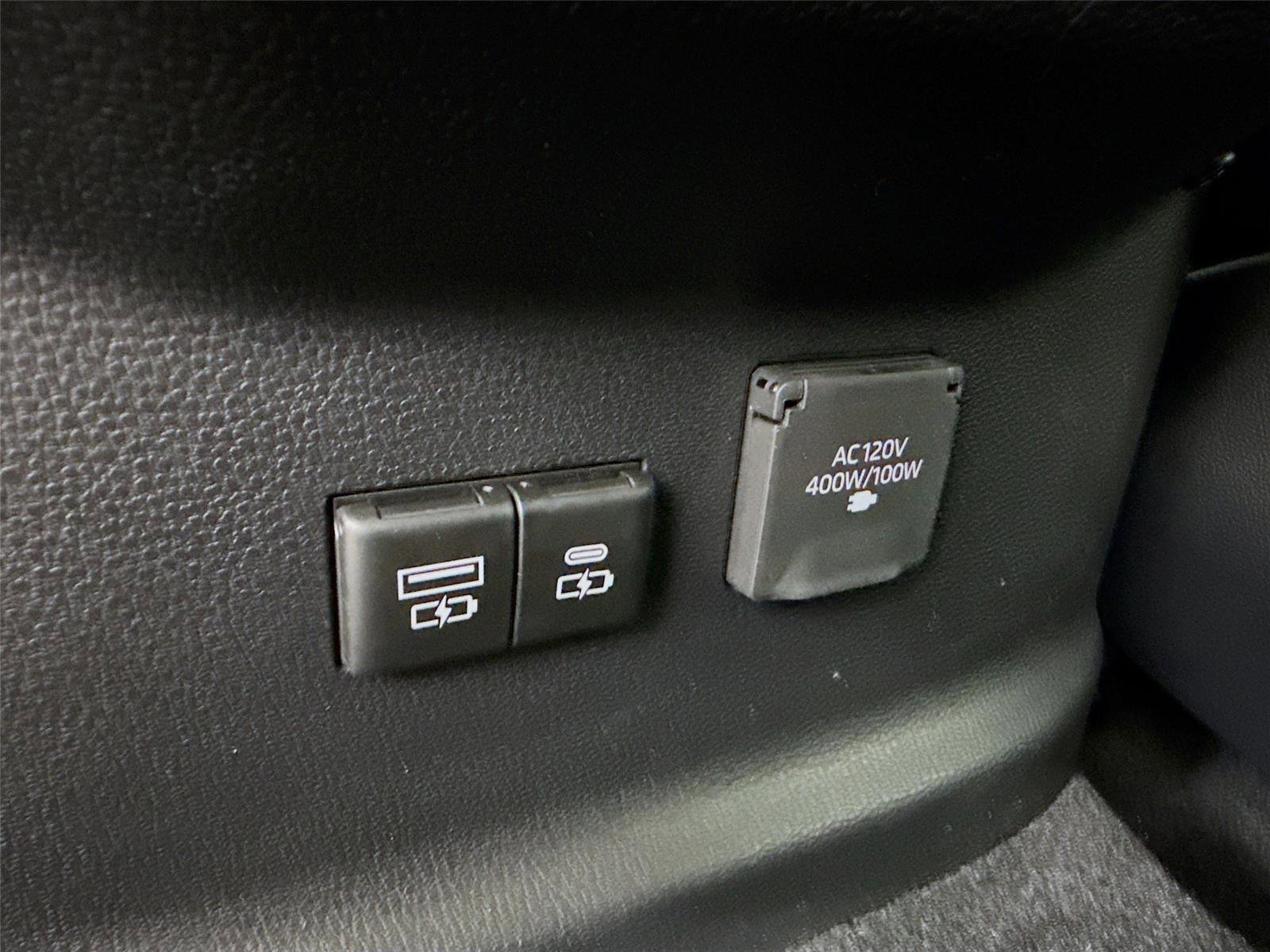 New 2025 Toyota Tundra Platinum image 41