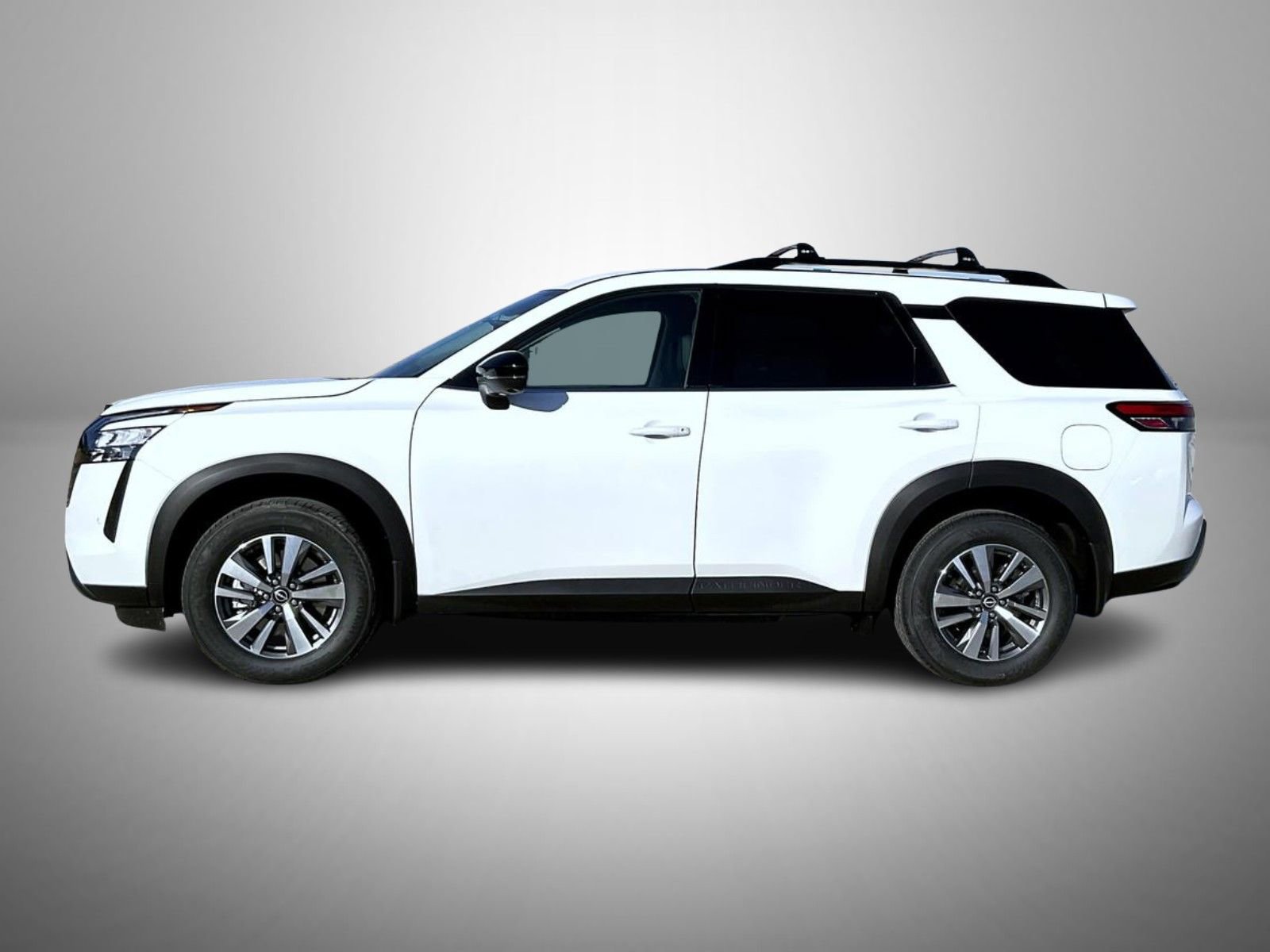 New 2026 Nissan Pathfinder SL image 8