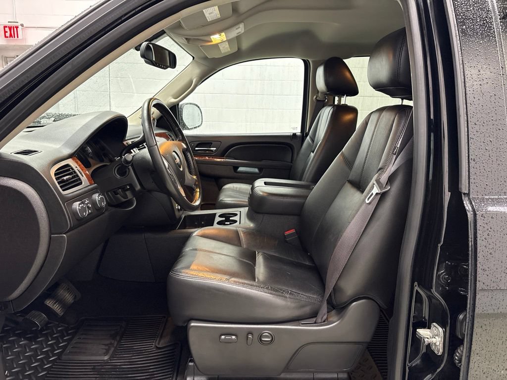 Used 2012 GMC Sierra 1500 SLT w/ SLT Convenience Package AWD/4WD image 16