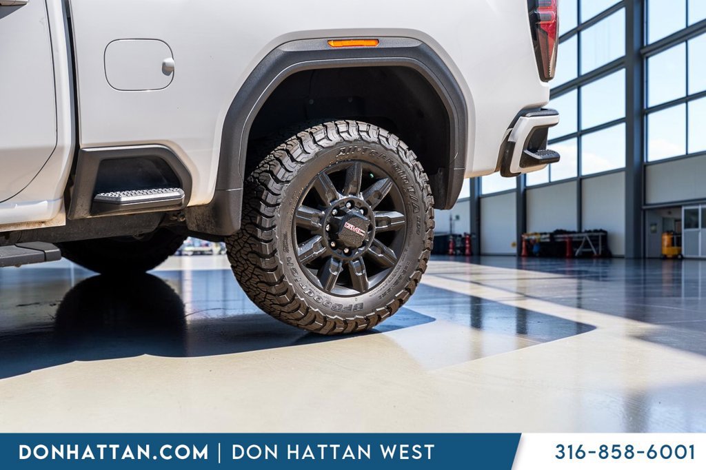 Used 2024 GMC Sierra 2500 AT4 AWD/4WD image 35