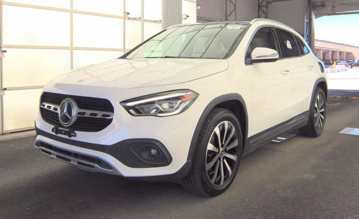 Used 2023 Mercedes-Benz GLA 250 w/ Premium Package image 1