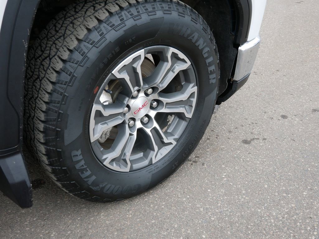 Used 2023 GMC Sierra 1500 SLE AWD/4WD image 13