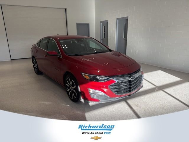 Certified 2024 Chevrolet Malibu RS w/ LPO, Floor Liner Package