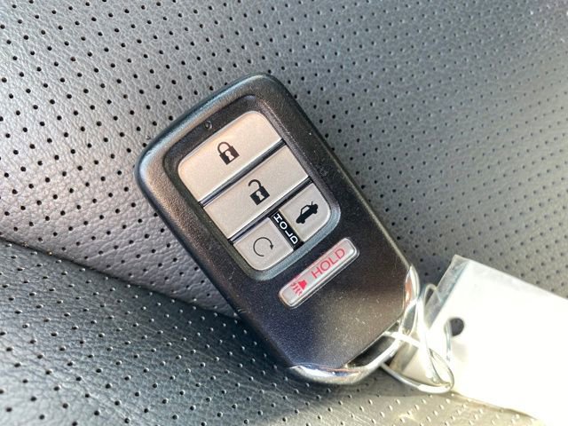 Used 2018 Honda Civic EX-L image 23