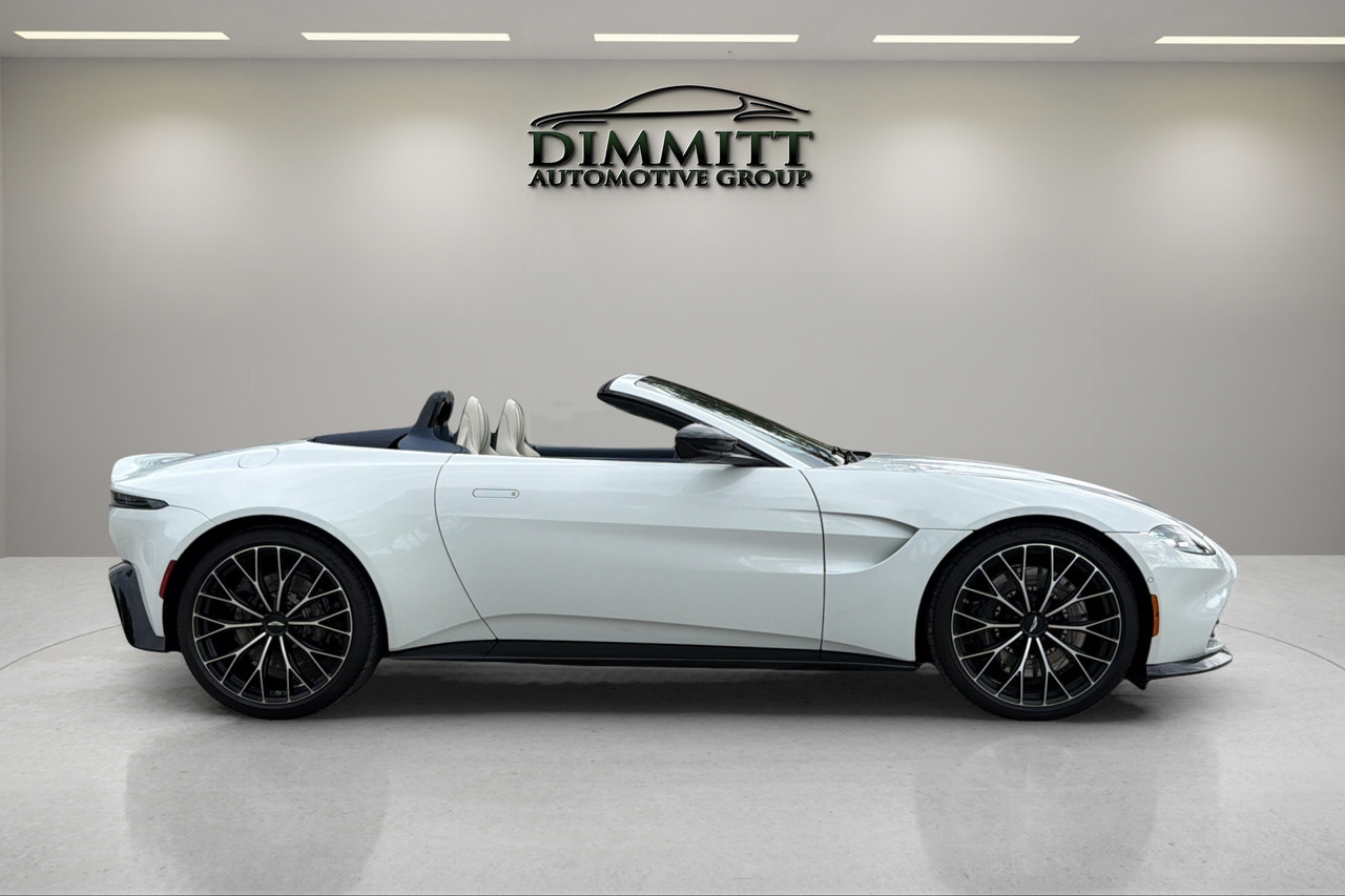 Used 2023 Aston Martin V8 Vantage Roadster RWD image 6