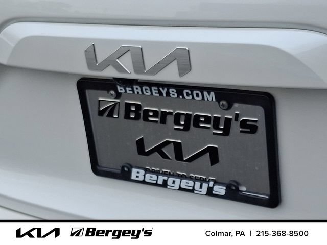 Certified 2024 Kia Niro LX FWD image 33