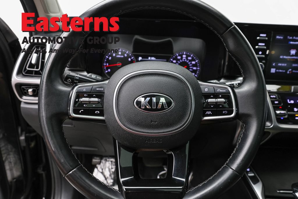 Used 2021 Kia Sorento S w/ Panoramic Sunroof Package AWD/4WD image 10
