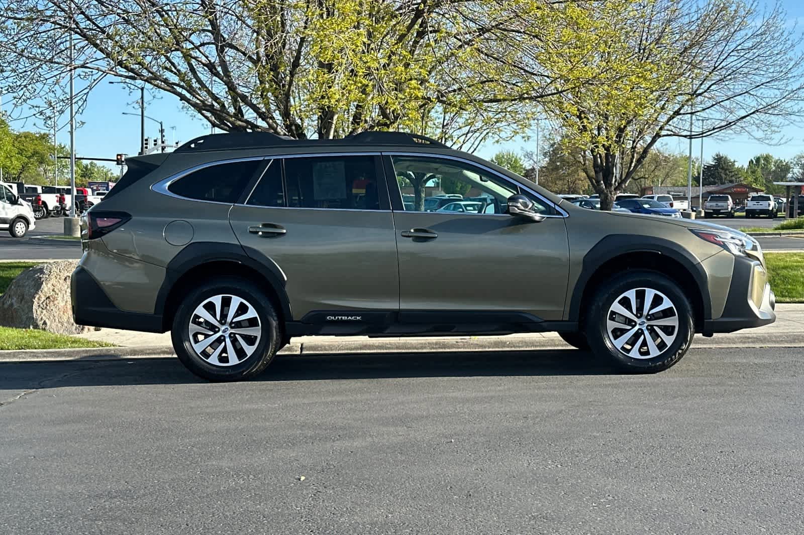 Used 2024 Subaru Outback Onyx Edition AWD/4WD image 8