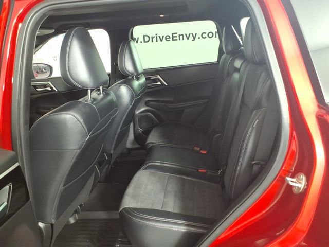 Used 2022 Mitsubishi Outlander SEL Black Edition image 9