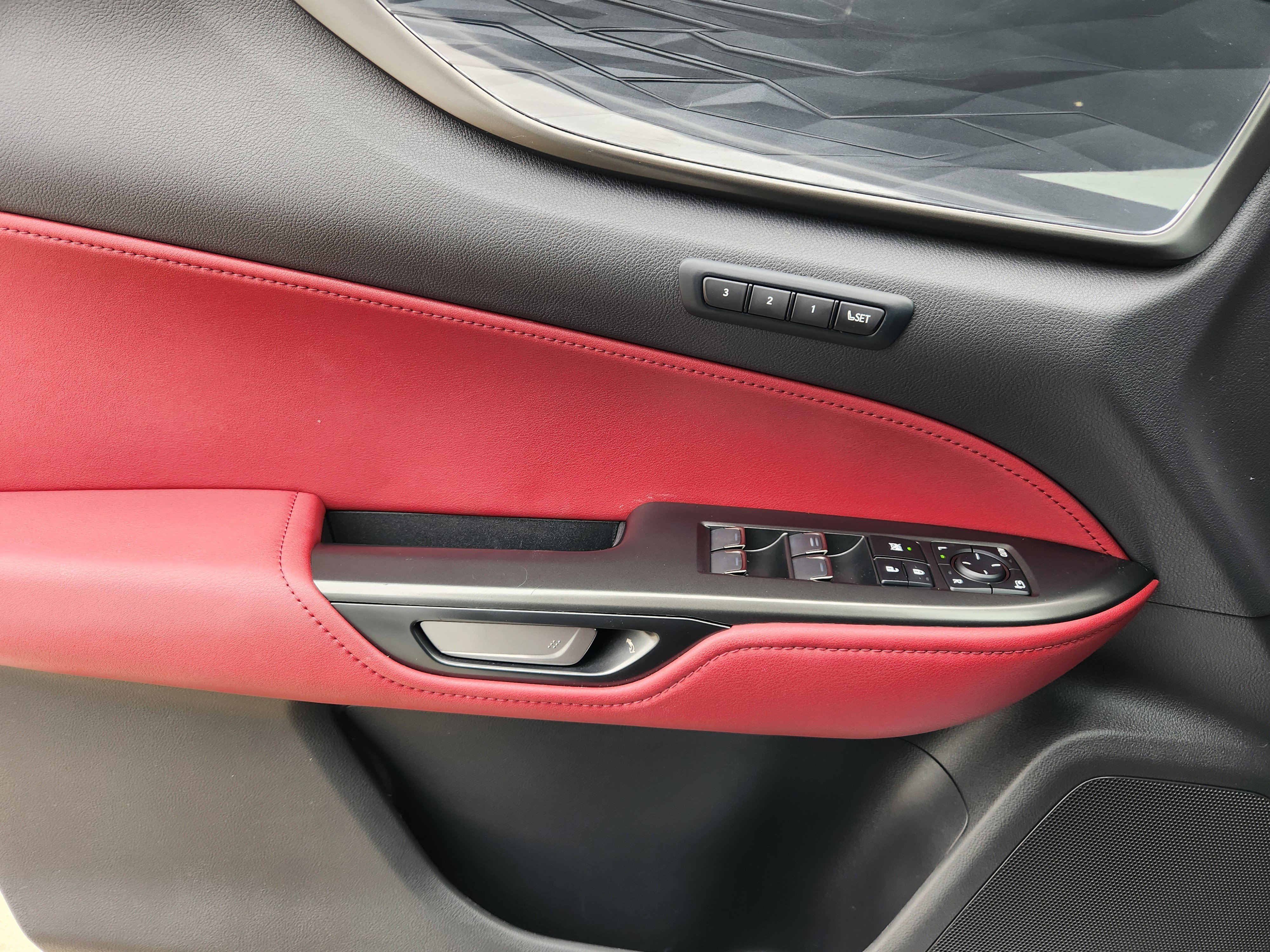 Certified 2024 Lexus NX 250 FWD w/ Premium Package image 28