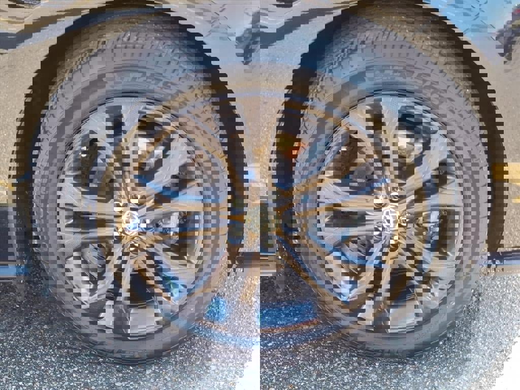 Used 2022 Toyota Sienna XSE image 10