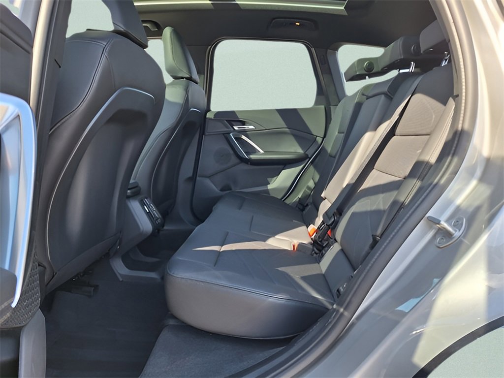 Used 2025 BMW X1 xDrive28i image 13