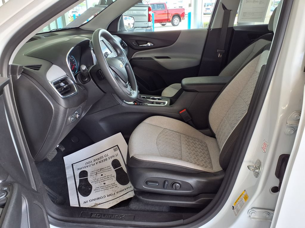Used 2023 Chevrolet Equinox LT FWD image 19