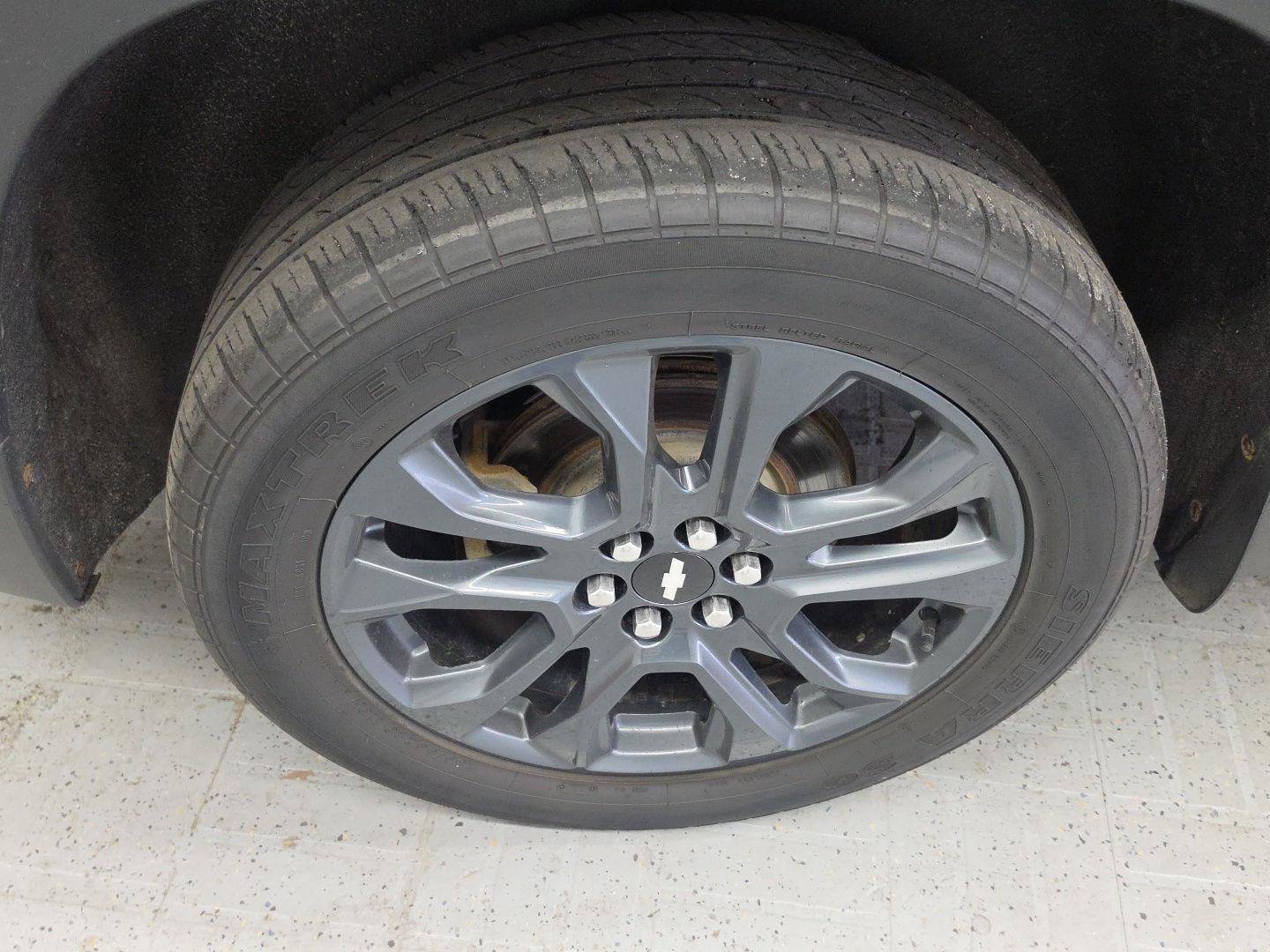 Used 2019 Chevrolet Traverse RS AWD/4WD image 9