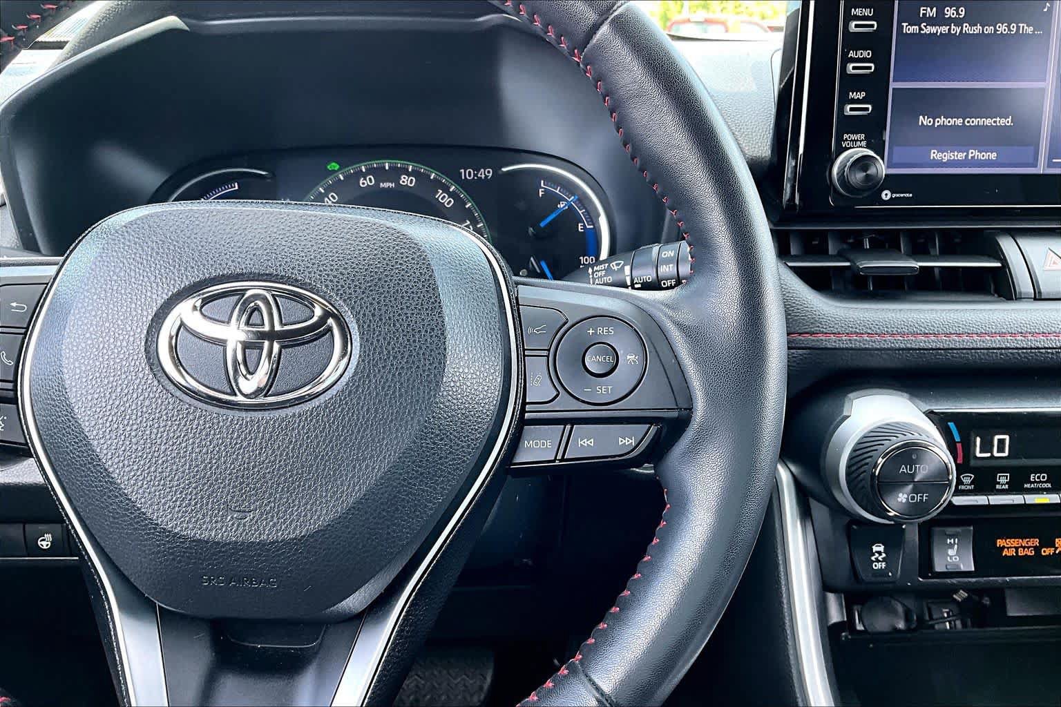 Certified 2021 Toyota RAV4 SE w/ Weather & Moonroof Package AWD/4WD image 24
