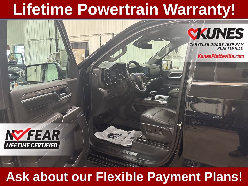 Used 2022 Chevrolet Silverado 1500 LTZ image 17