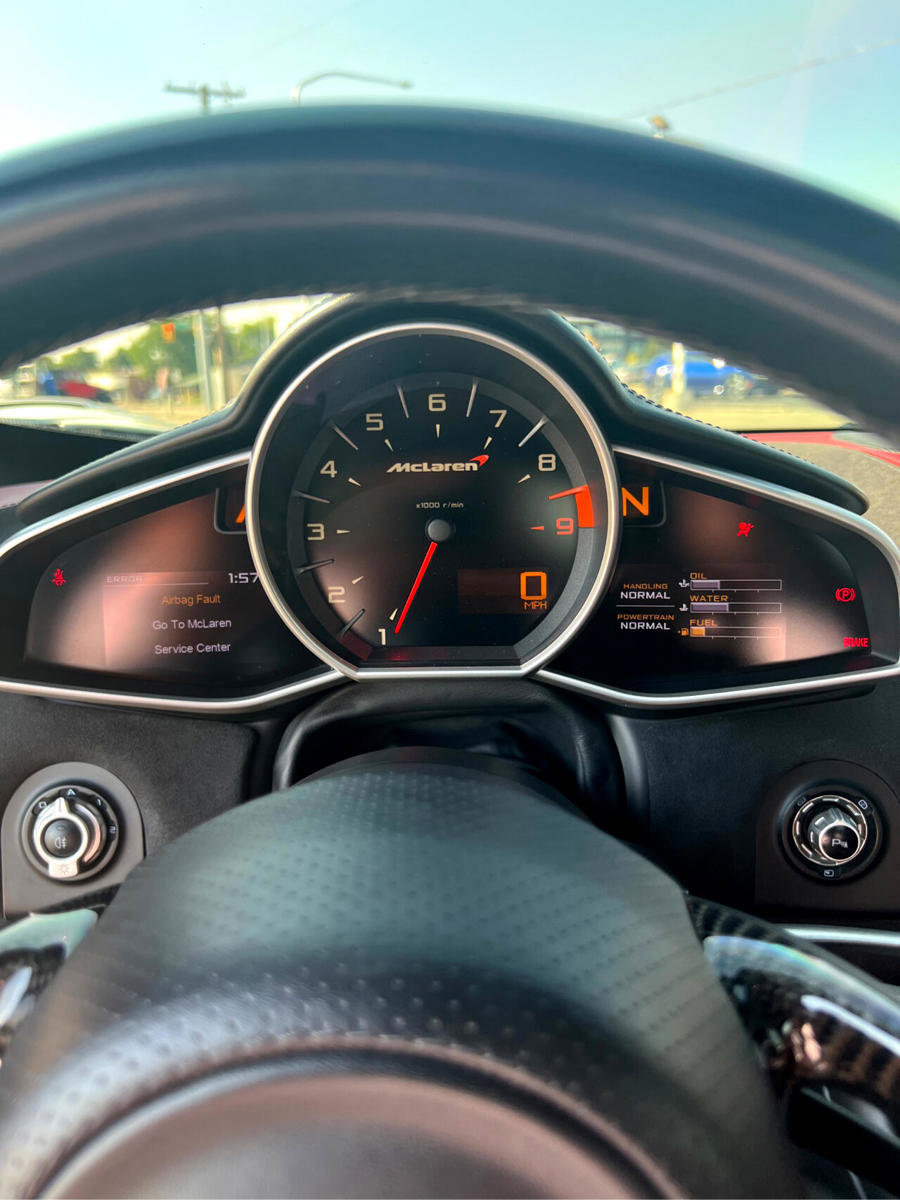 Used 2012 McLaren MP4-12C Coupe image 28