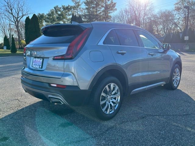Used 2023 Cadillac XT4 Premium Luxury image 5